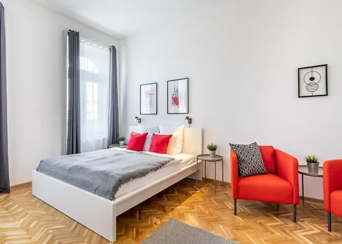 Excellent Location Magnificent Flat