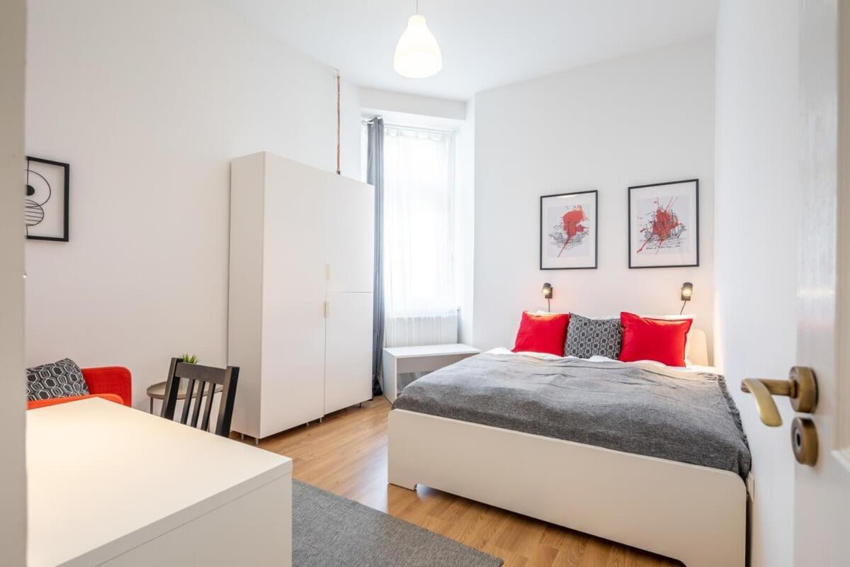 Apartment Excellent Location Magnificent Flat