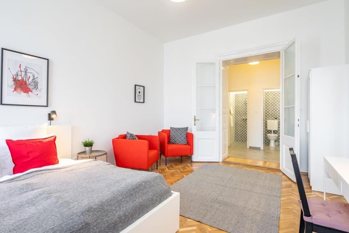 Excellent Location Magnificent Flat Apartment Budapest