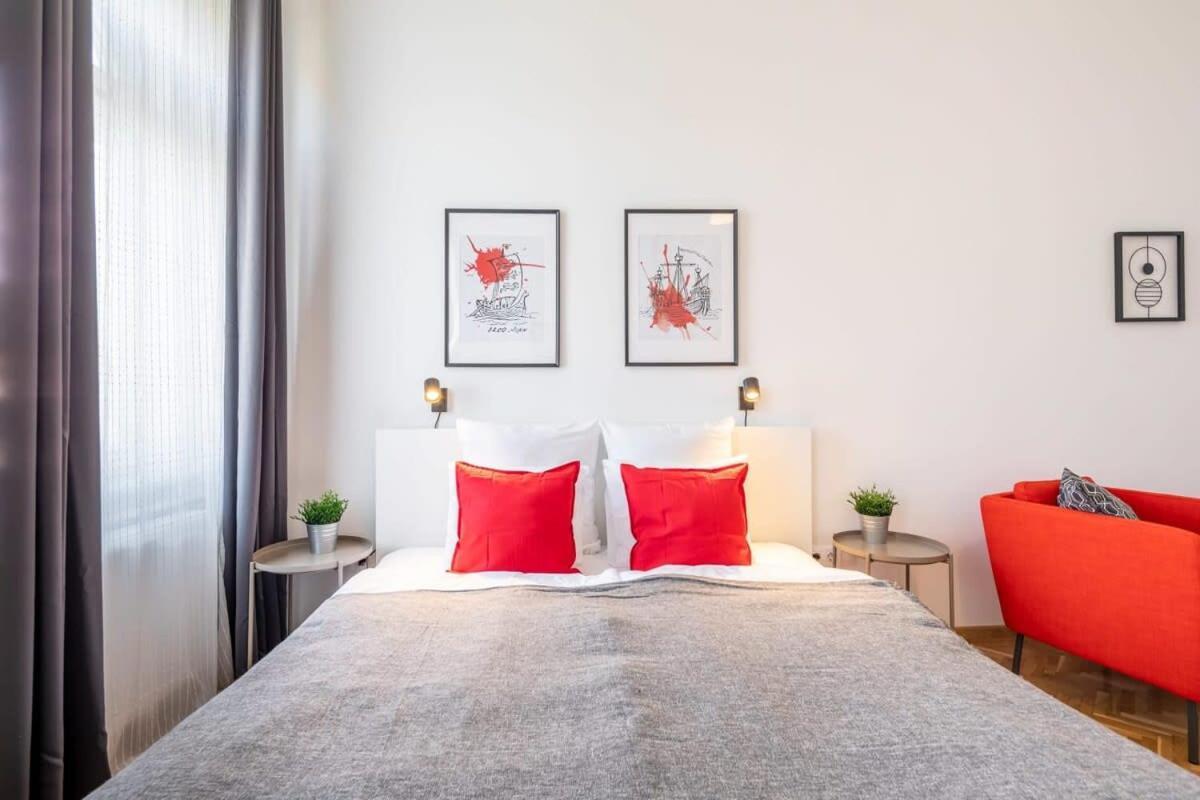Excellent Location Magnificent Flat Budapest