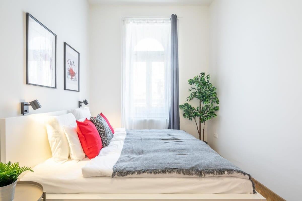 Excellent Location Magnificent Flat Apartamento